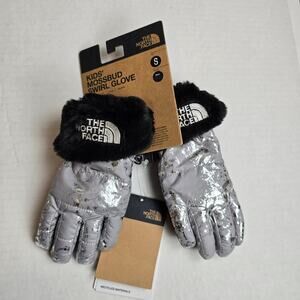 NWT The North Face Kids Mossbud Glove Size Small/6-7 Years Meld Grey